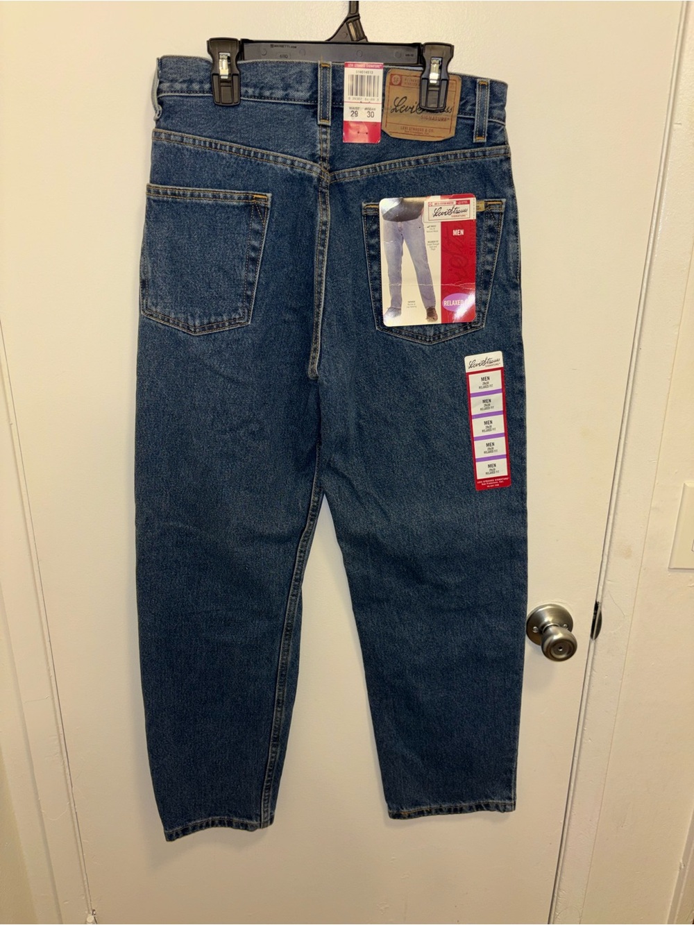 Levi's Relaxed Fit Men's Dark Blue Denim Jeans